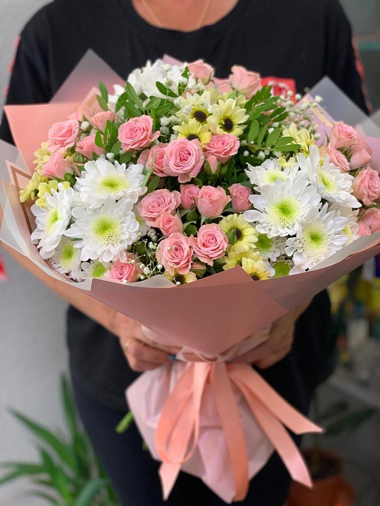 Букет цветов из: Розы и Хризантемы в Вязовой