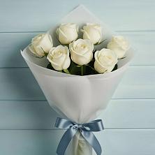 Букет 7 Белых роз Эдлесс Лав в Вязовой