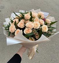 Букет Кремовые розы Латте в Вязовой