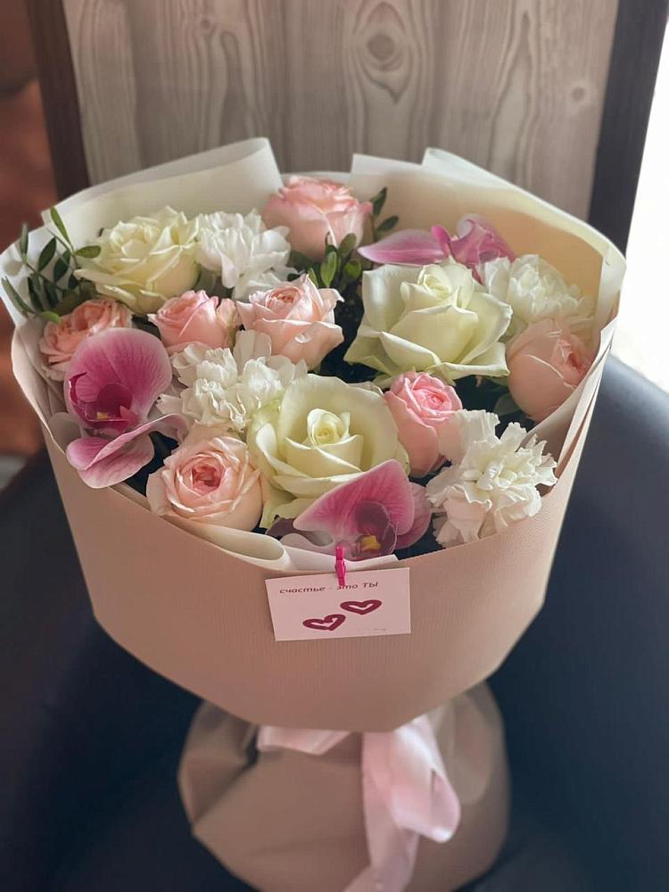 Букет цветов из: Орхидеи, Розы и Гвоздики в Вязовой