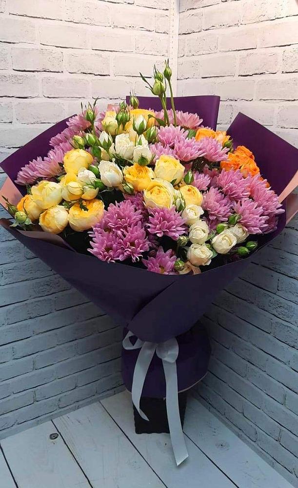 Букет цветов из: Хризантемы и Розы в Вязовой