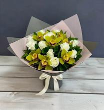 Букет цветов из:  Орхидеи и Розы в Вязовой