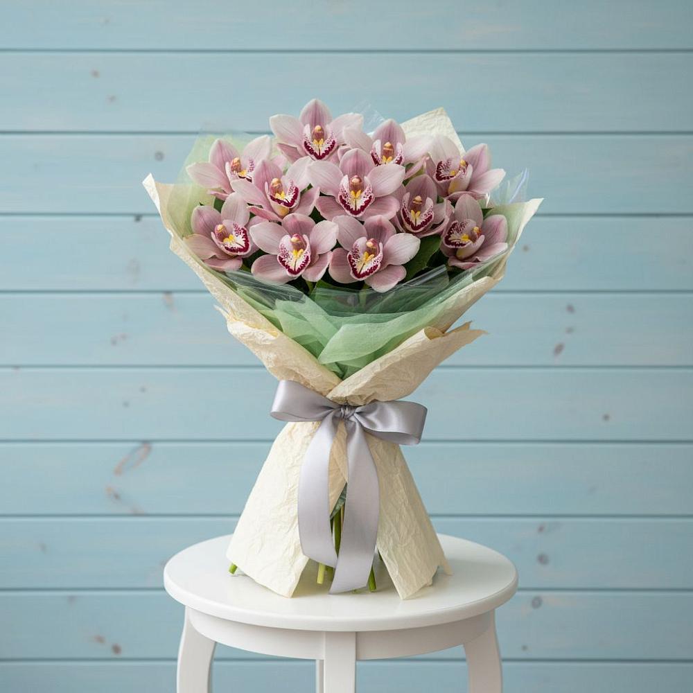 Букет цветов из: Орхидеи и Розы в Вязовой