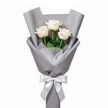 Букет 3 белые розы в Вязовой