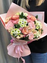 Букет нежные объятья в Вязовой Букет цветов из: Гвоздики, Розы и Хризантемы в Вязовой