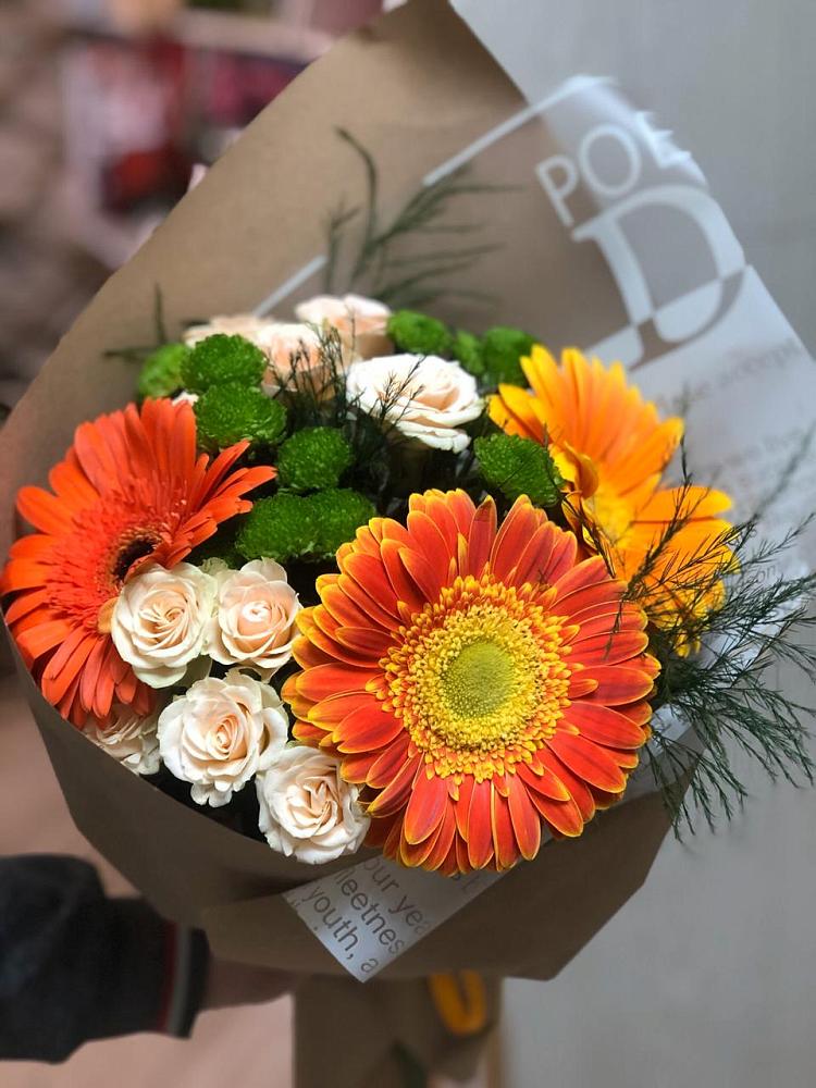 Букет цветов из: Герберы, Хризантемы и Розы в Вязовой
