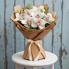 Букет цветов из:  Орхидеи и Розы в Вязовой
